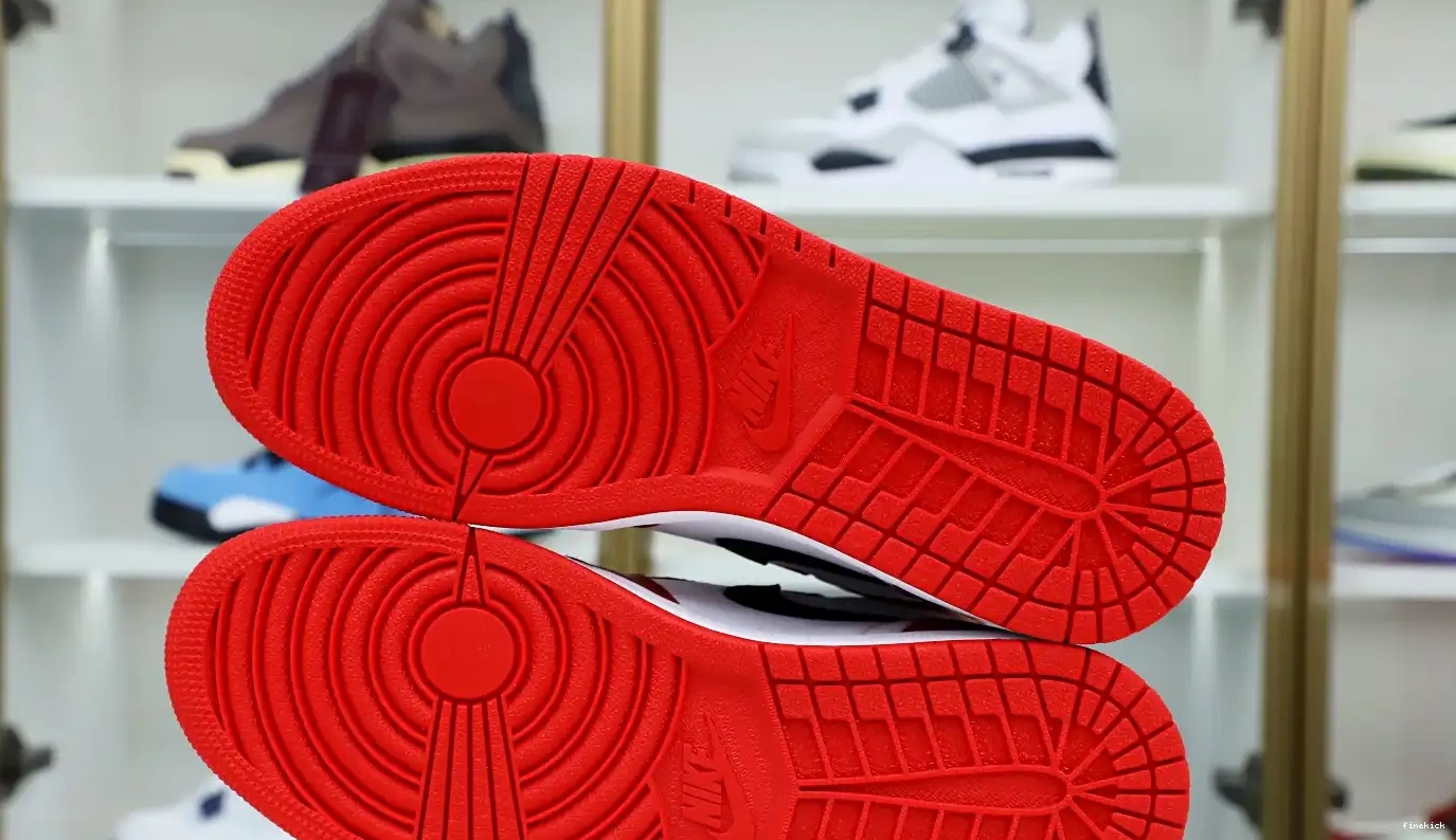 HOME' CHICAGO RETRO 'HOMAGE TO HIGH AIR JORDAN 1 OG NRG EXCLUSIVE 0601